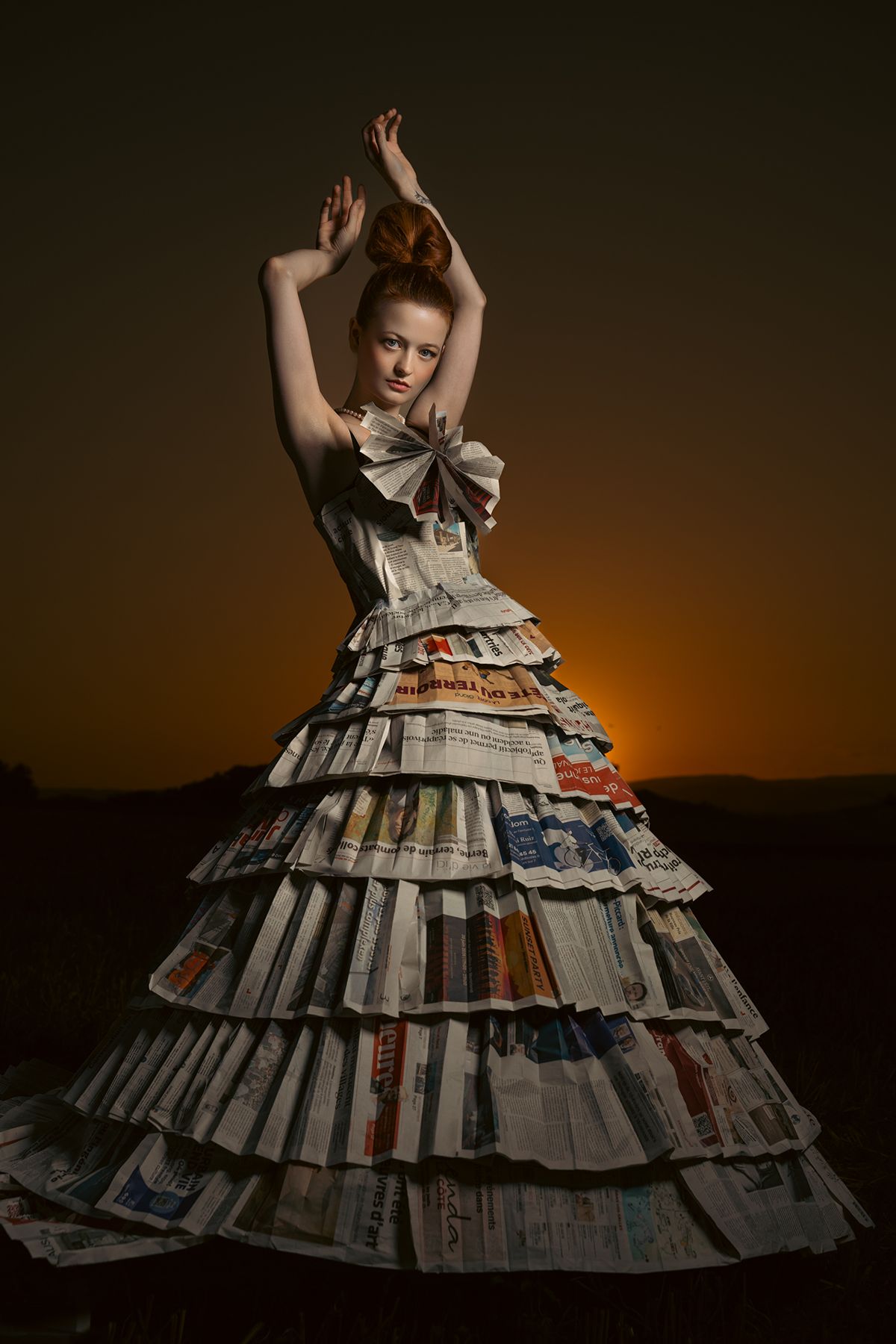 Stéphanie Vanden Berghe Turns Newspapers into Art 2 Worn stories 3