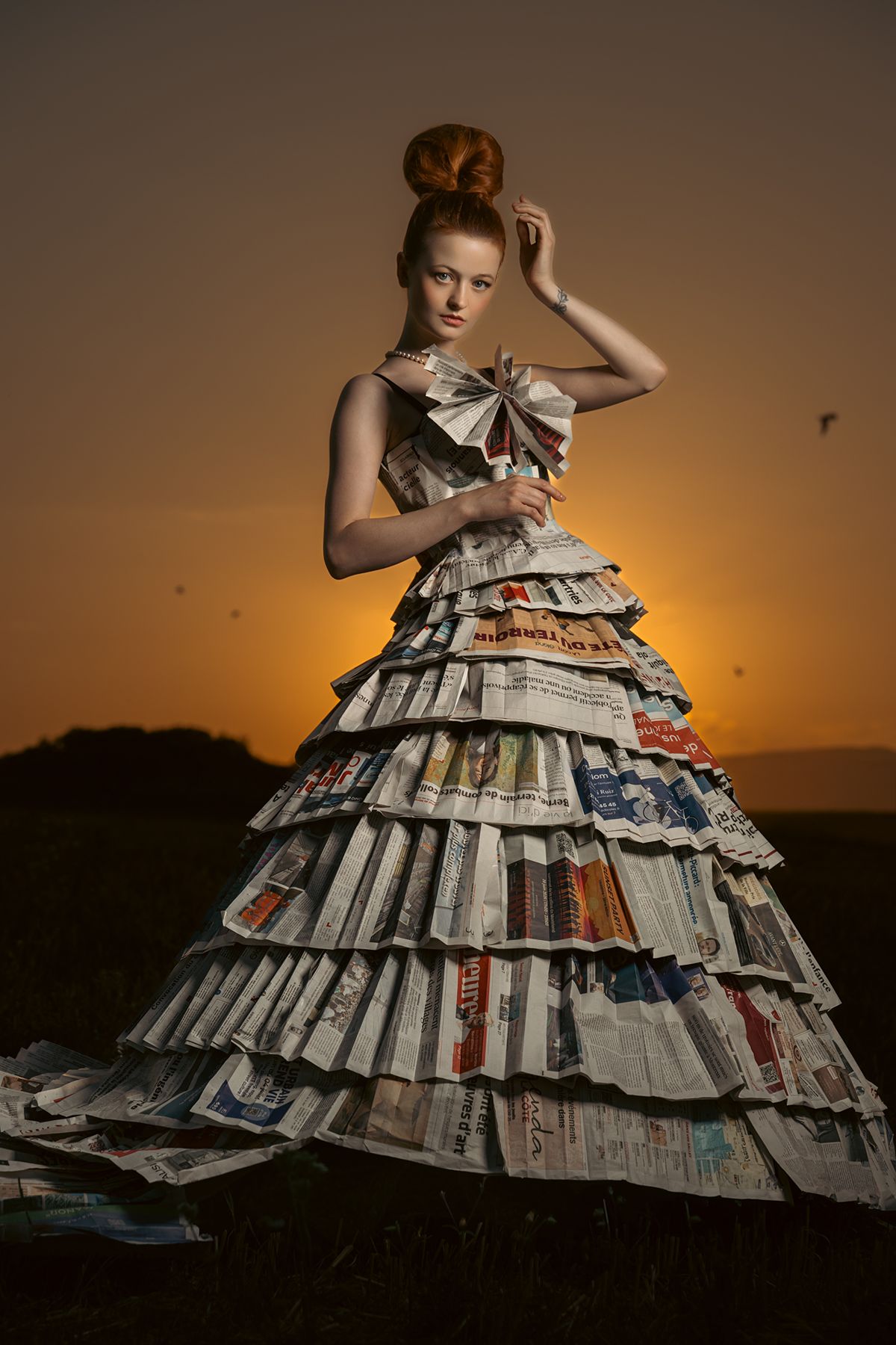 Stéphanie Vanden Berghe Turns Newspapers into Art 3 Worn stories 4